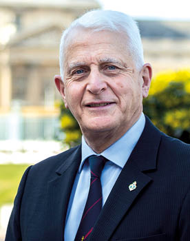 Visite du G n ral de corps d'arm e (2S) Philippe BONNET, pr sident de la F d ration des anciens d'outre-mer,  l' tat-major des Troupes de marine. aux Ecoles Militaires de Paris le 21 mars 2022.