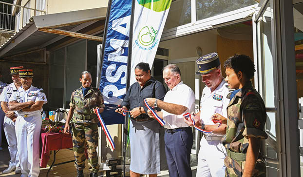 Inauguration de la r sidence du SMA  Noum a en pr sence du Haut-commissaire de la R publique, du COMSUP FANC, du COMSMA, du pr isndet de la SIC et des pr sidents des chambres consulairs