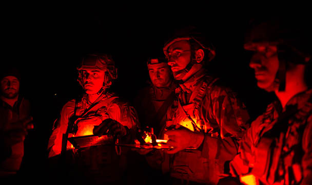 Du 23 octobre au 11 Novembre 2024, les canons dus du 3e RAMa ont grond s sur le plateau de Canjuers pendant TEMARA, un exercice de pr paration op rationnelle. De la Logistique aux pieces, ce reportage suit chaques etapes de la chaine d'artillerie.