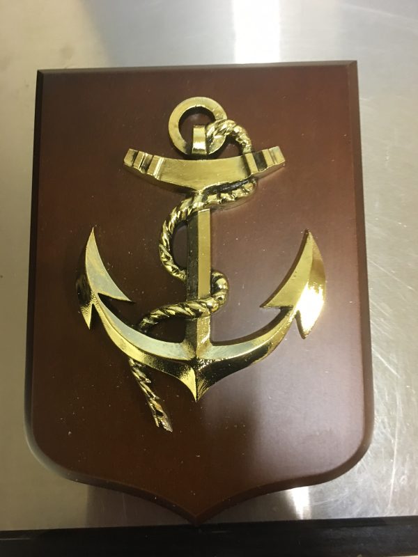 Ancre bronze sur blason bois hauteur 24cm