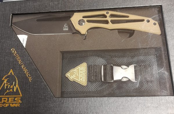 COUTEAU ARES KARAKAL