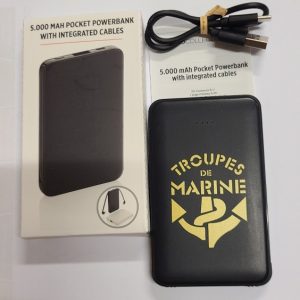 Batterie externe avec cable intégré 500 m/a